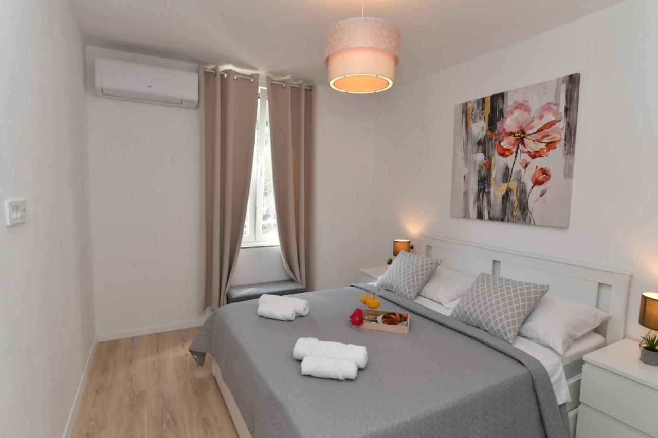 Apartman Leona Lovran Exterior foto